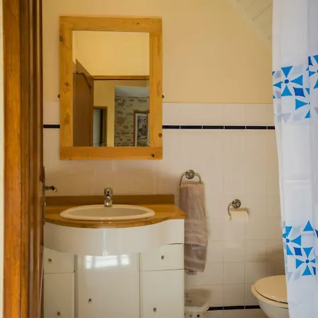 Holiday home Cozy Holiday In Puy-l'evaªque With Terrace Puy-l'Eveque